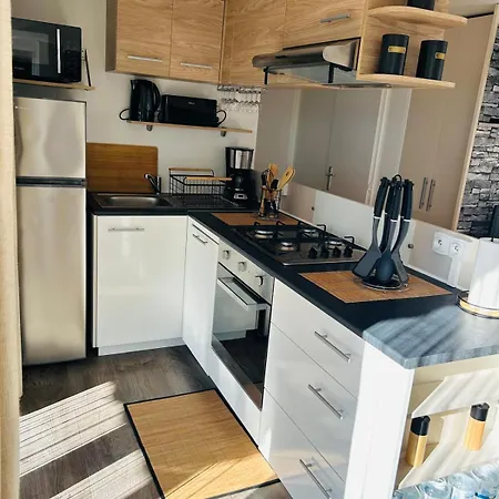 Camping Les Sables Du Midi Parque de Campismo